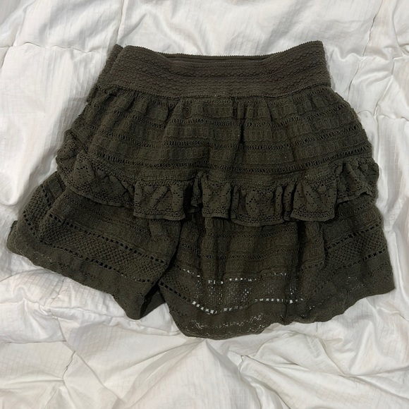 Green Aerie skirt - Picture 2 of 5